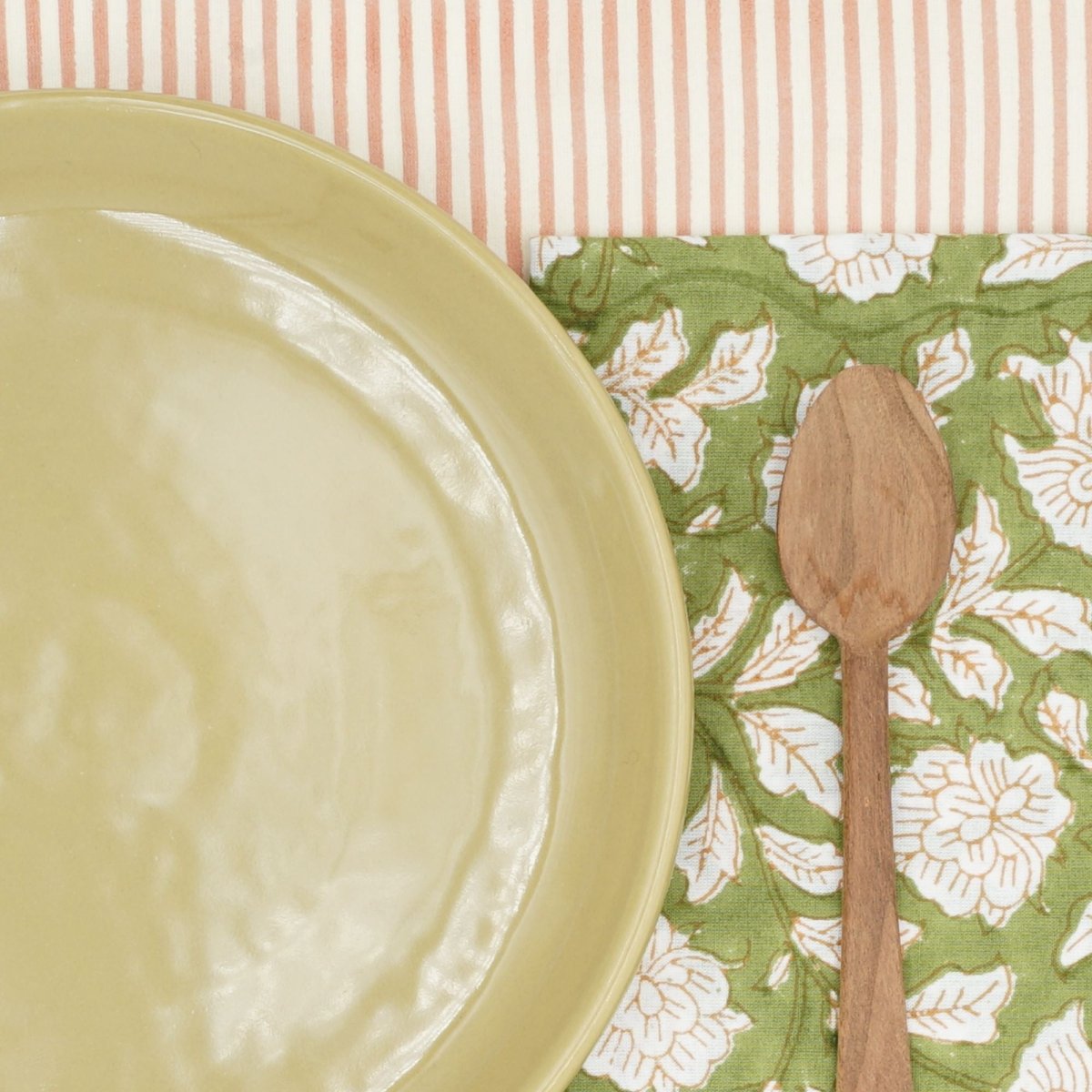 Serviettes de table x4 Iris Olive - Suzette à table